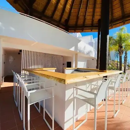 Apartment Luxury Garden Apt Pool, Sauna, Hammam, Near Golf *