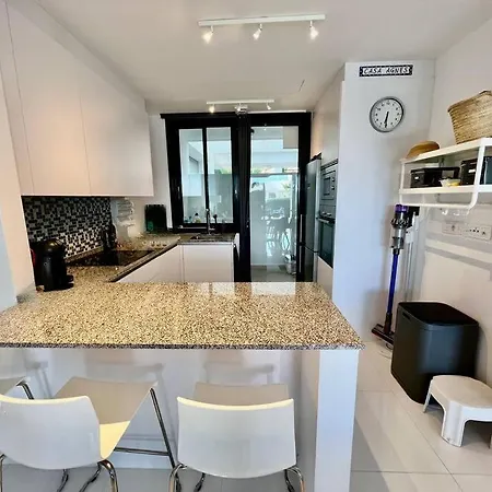 Luxury Garden Apt Pool, Sauna, Hammam, Near Golf Apartment