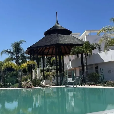 Luxury Garden Apt Pool, Sauna, Hammam, Near Golf Apartment Estepona