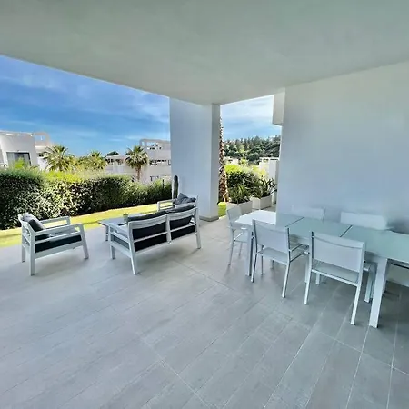 Luxury Garden Apt Pool, Sauna, Hammam, Near Golf